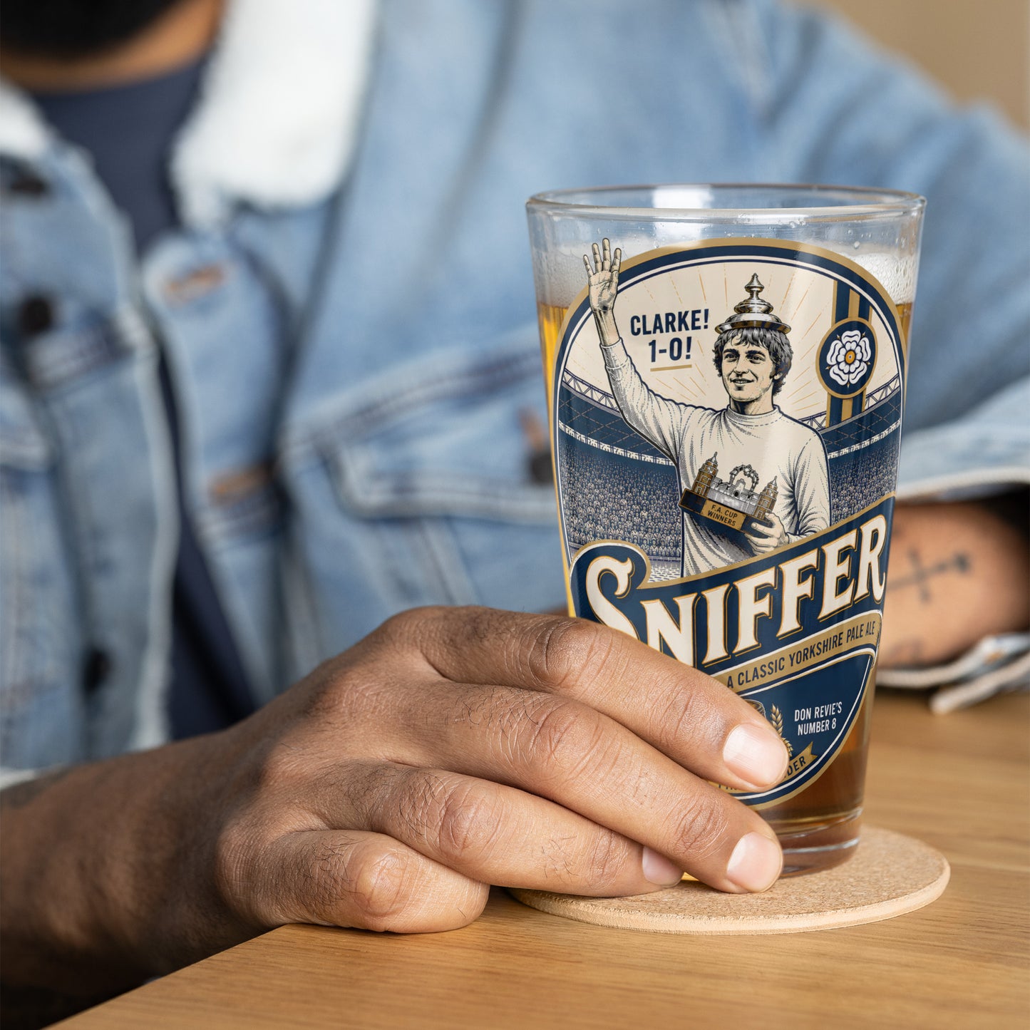 Sniffer Clarke Pint Glass