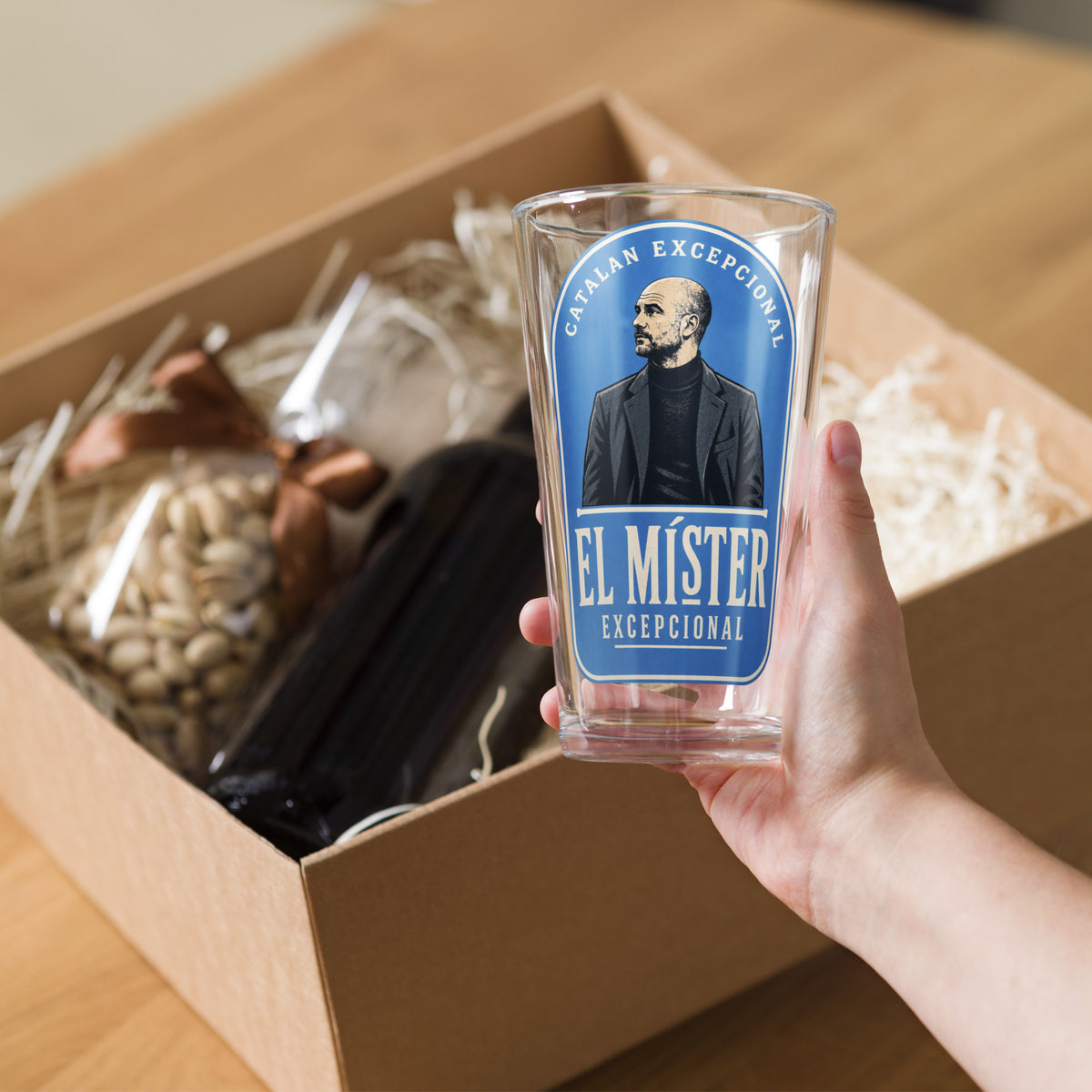 El Mister Pep Pint Glass