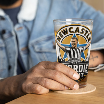 Geordie Giant Pint Glass